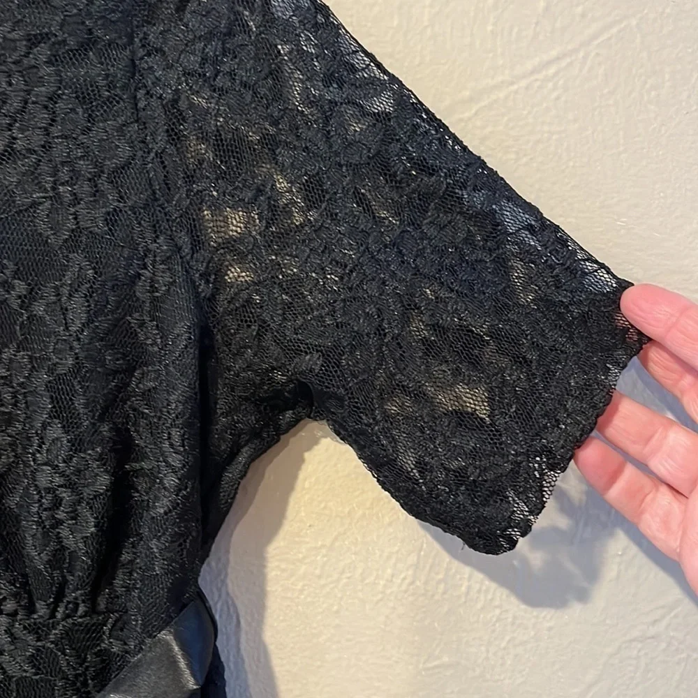 NWT Planet Motherhood maternity black lace stretch dress with ribbon belt size M